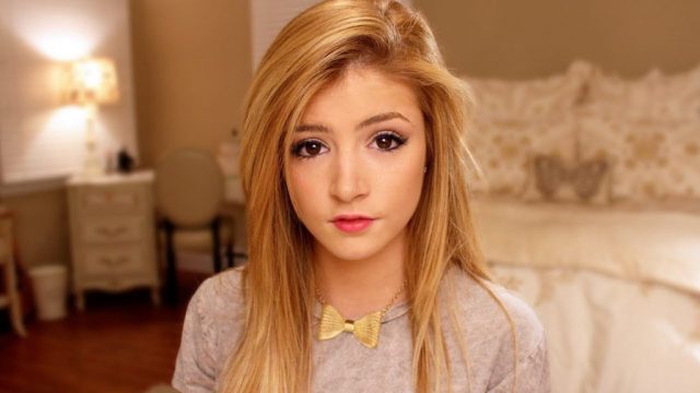 Chrissy Costanza Body Measurements Breasts Height Weight