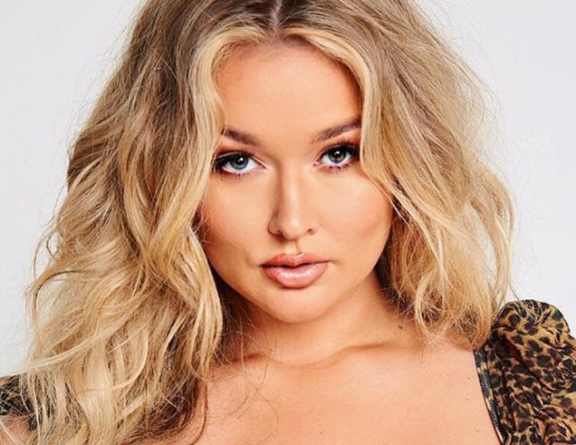 Hunter McGrady Body Measurements Breasts Height Weight