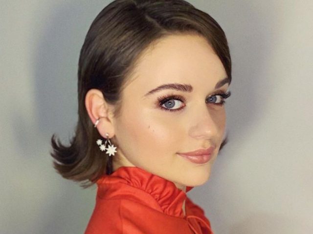 Joey King Body Measurements Breasts Height Weight
