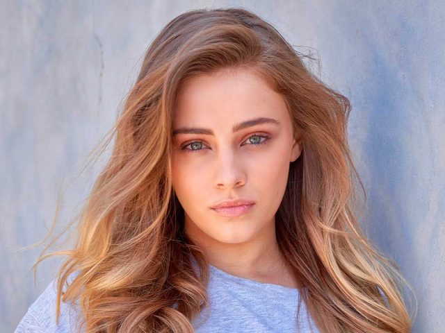 Josephine Langford Body Measurements Breasts Height Weight