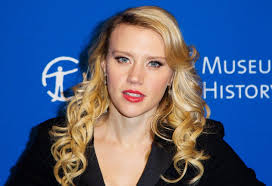 Kate McKinnon Body Measurements Breasts Height Weight