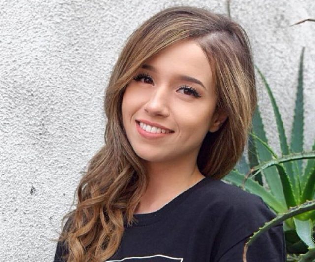 Pokimane Body Measurements Breasts Height Weight