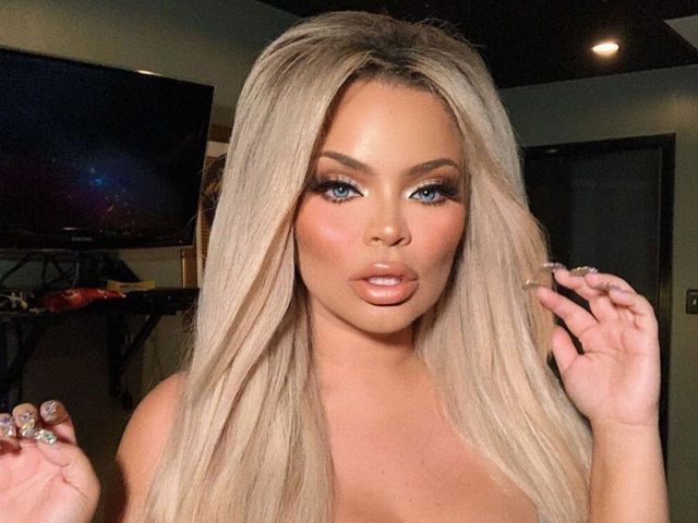 Trisha Paytas Body Measurements Breasts Height Weight