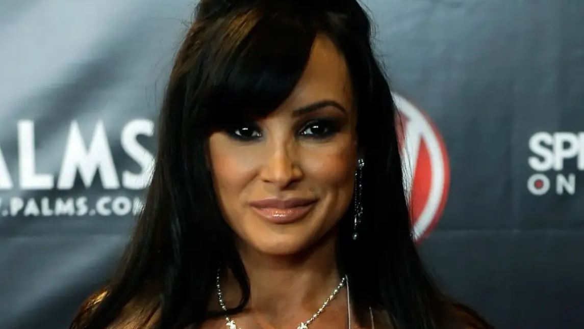 Lisa Ann's Body Measurements Breasts Height Weight