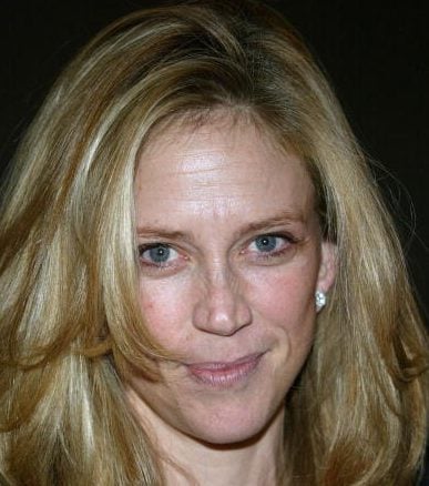 Ally Walker Body Measurements Breasts Height Weight