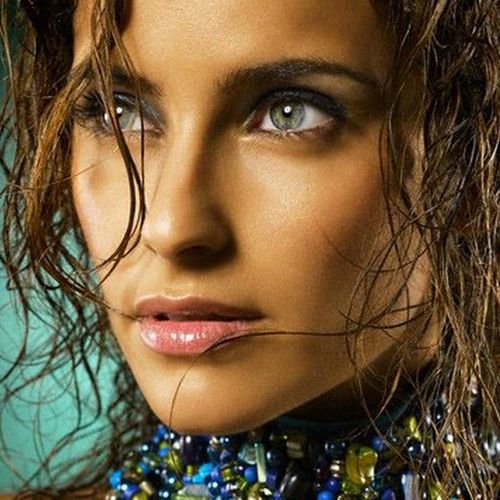 Nelly Furtado Body Measurements Breasts Height Weight